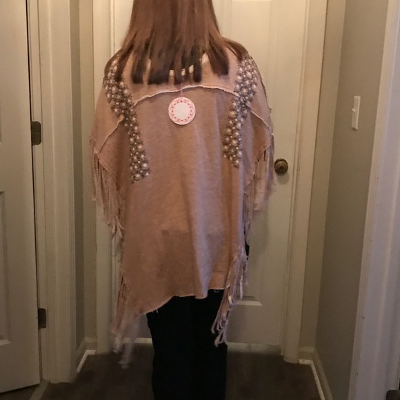 NWT Umgee poncho style cover up with FRINGE - Picture 2 of 5